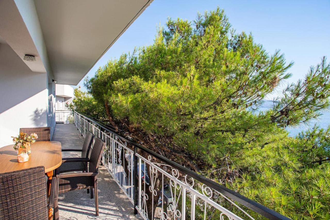 Apartments Adisa 奥米什 外观 照片