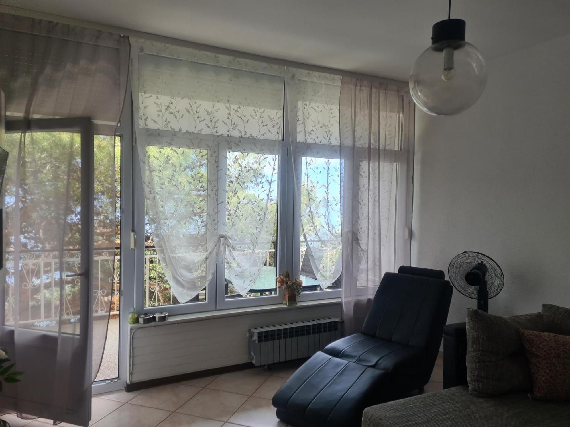 Apartments Adisa 奥米什 外观 照片